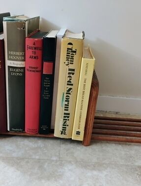 Vintage Mission Style Solid Oak (?) Wood Expandable Desktop Bookstand No Books